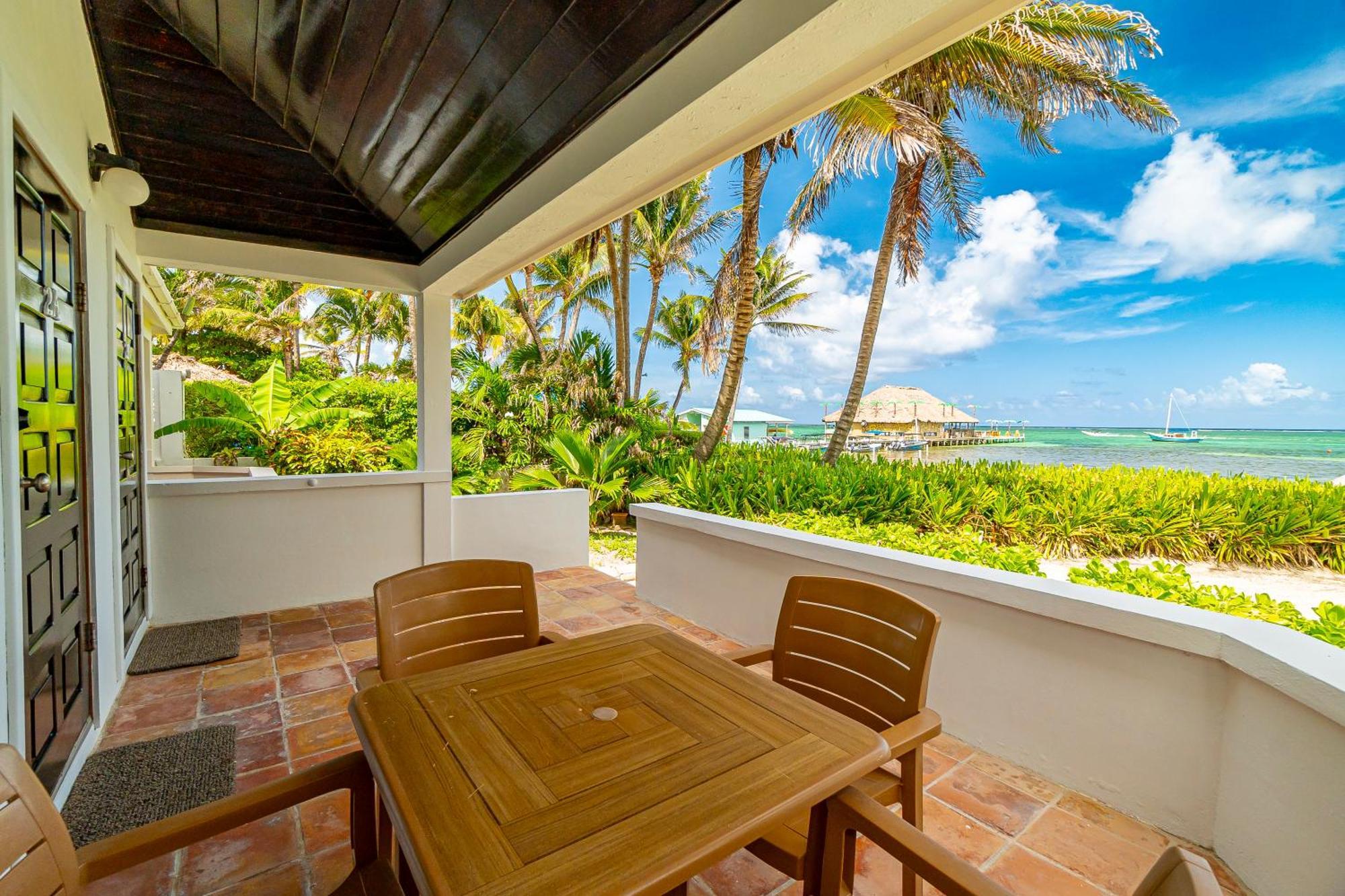 Tradewinds Paradise Villas San Pedro  Bagian luar foto
