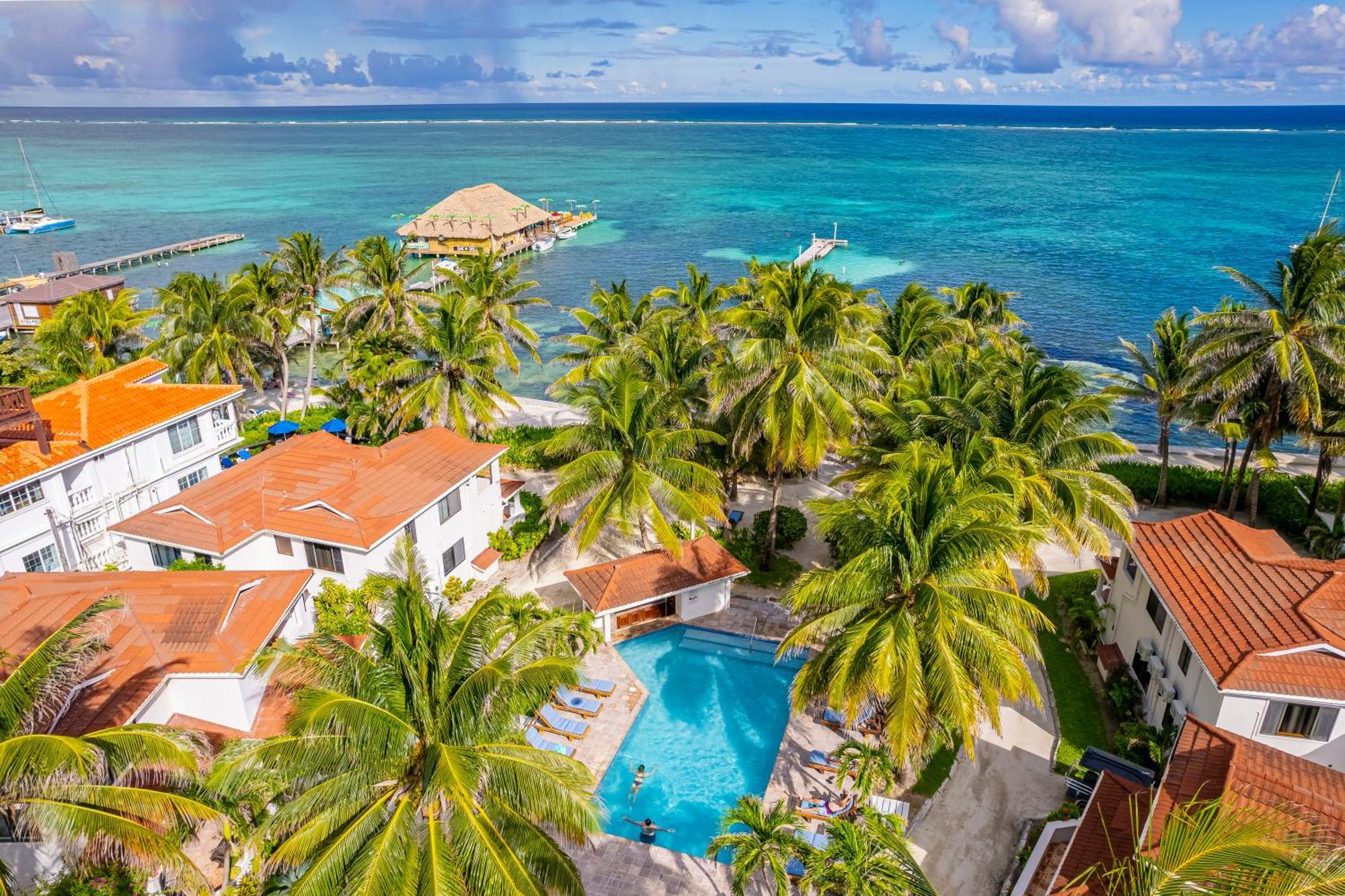 Tradewinds Paradise Villas San Pedro  Bagian luar foto