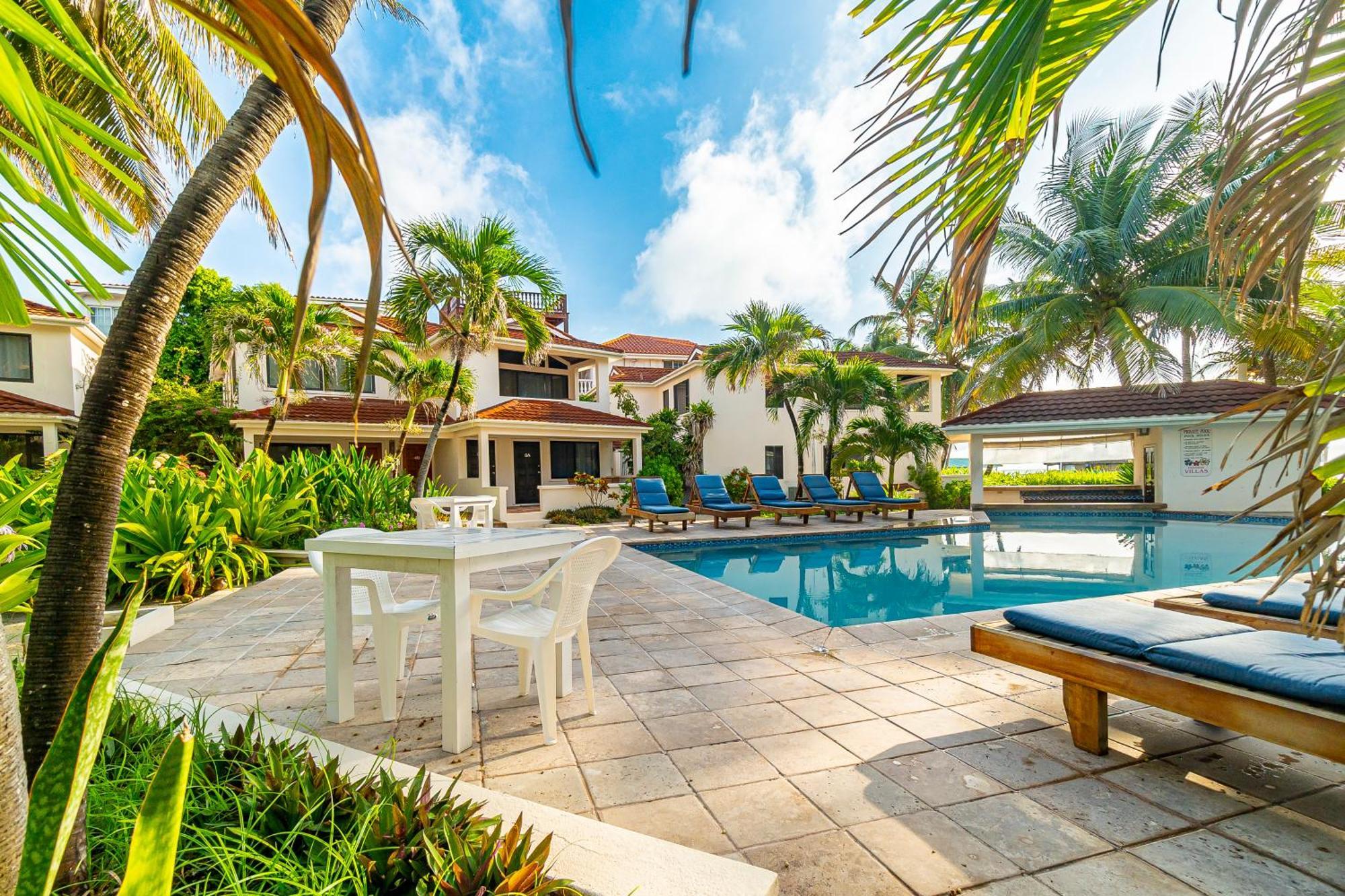 Tradewinds Paradise Villas San Pedro  Bagian luar foto